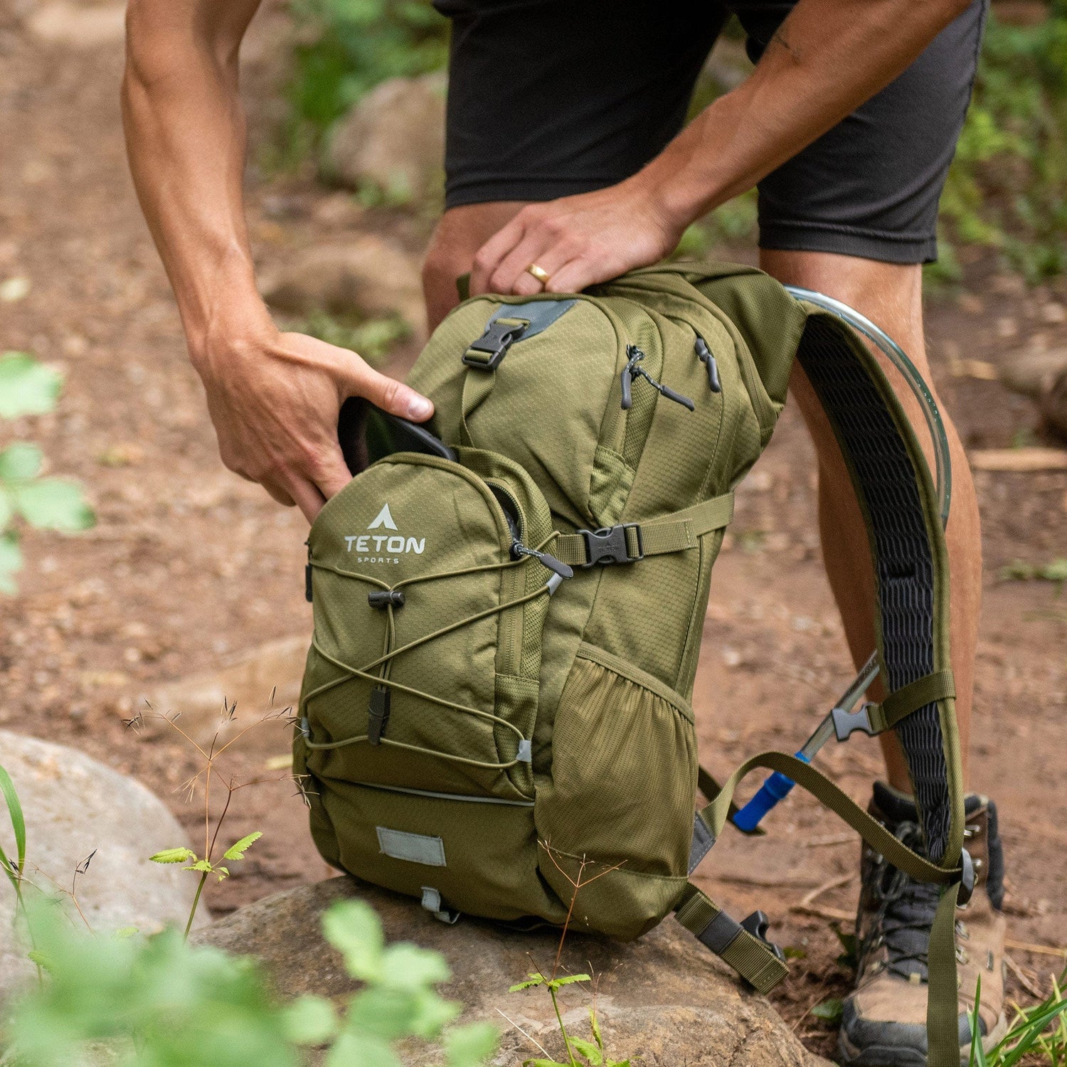 Oasis Hydration Pack