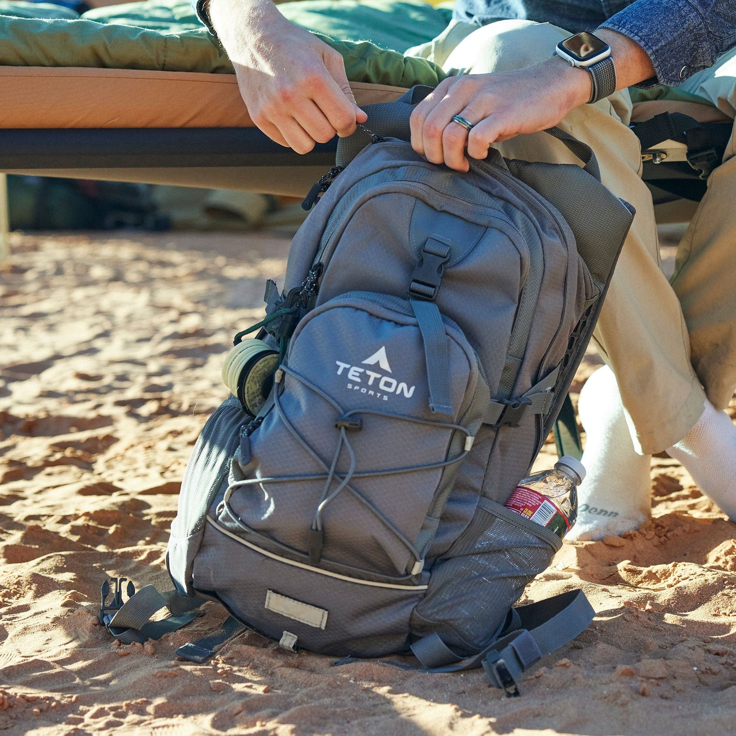 Oasis Hydration Pack